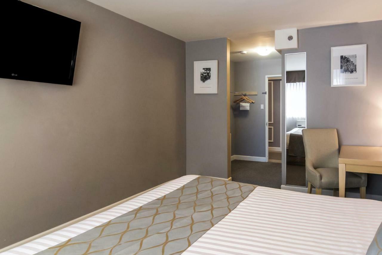 Red Lion Inn & Suites 애버츠퍼드 외부 사진