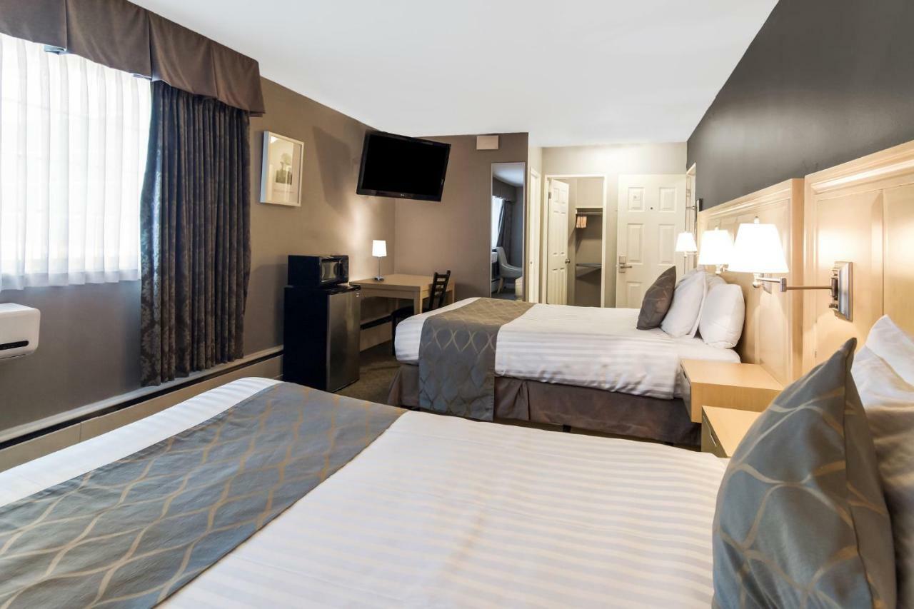Red Lion Inn & Suites 애버츠퍼드 외부 사진